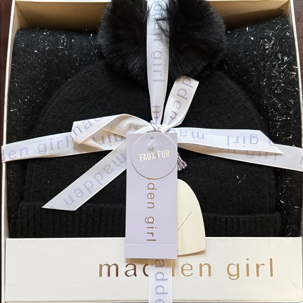 Madden Girl Black Knit Beanie with Faux Fur Pom Gift Box Set